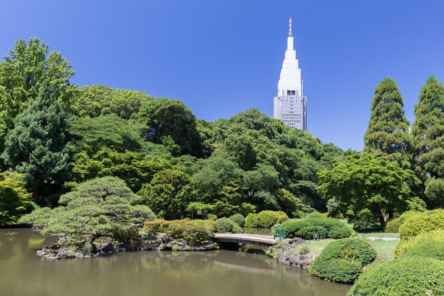 新宿三丁目・新宿御苑周辺の現在の様子