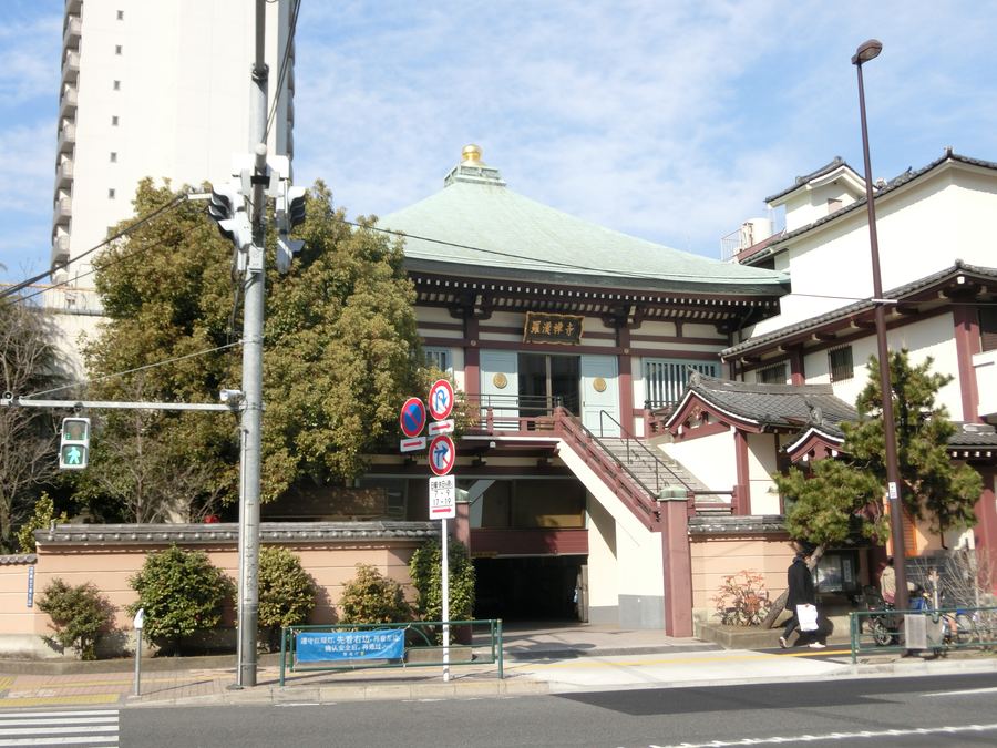 羅漢寺(名跡のみ。名所江戸百景当時の五百羅漢像は現・天恩山五百羅漢寺(目黒区)へ移転)の現在の様子