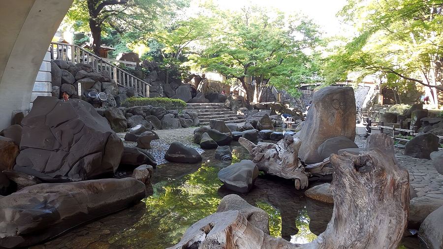音無親水公園の堰跡の現在の様子